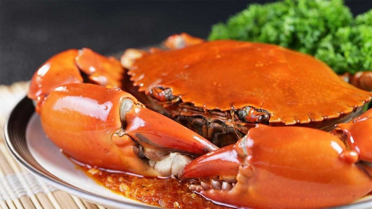 Cua biển tươi ngon Cô Tô