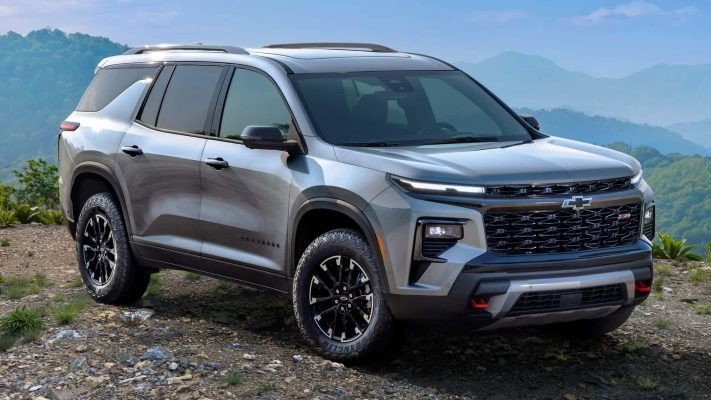 Dòng xe Chevrolet Corvette màu đỏ, biểu tượng xe thể thao Mỹ
