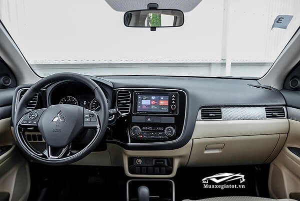 Nội thất Mitsubishi Outlander 2022
