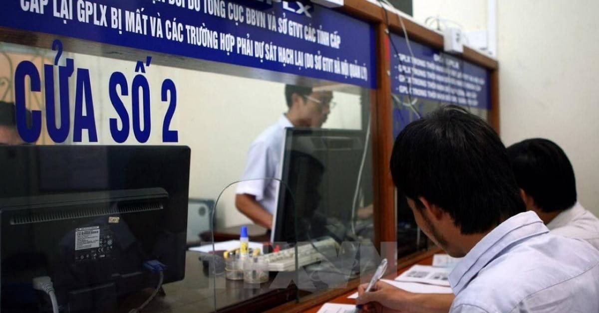 Bạn cần đến Tổng cục Đường bộ Việt Nam hoặc Sở Giao thông Vận tải để xin đổi bằng lái ô tô hết hạn