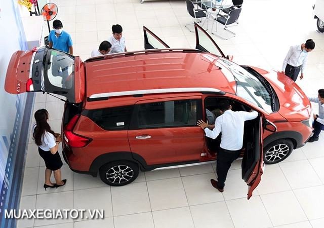 Các mẫu xe du lịch Suzuki mới nhất trưng bày tại showroom Suzuki Vân Đạo