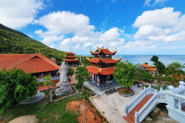 Chùa Hộ Quốc Phú Quốc, một điểm du lịch tâm linh lớn trên đảo