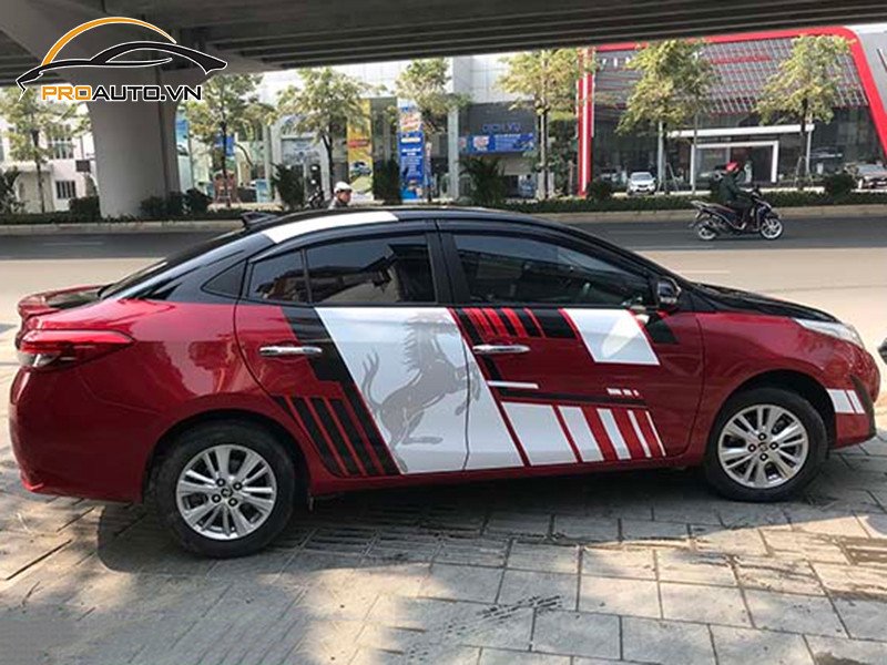 Dán wrap đổi màu Toyota Vios năng động