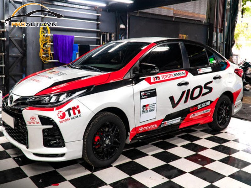 Dán wrap đổi màu xe Toyota Vios sang trọng