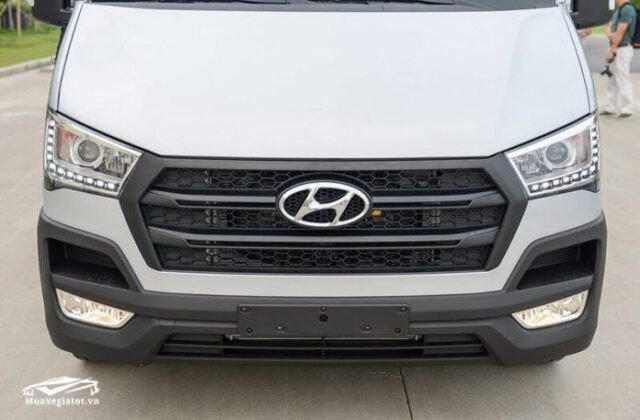Đầu xe Hyundai Solati 2020 thiết kế mạnh mẽ