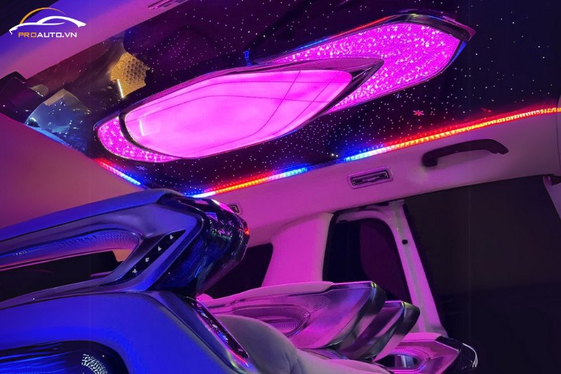 Đèn trần Limousine ánh sao kết hợp hiệu ứng vũ trụ