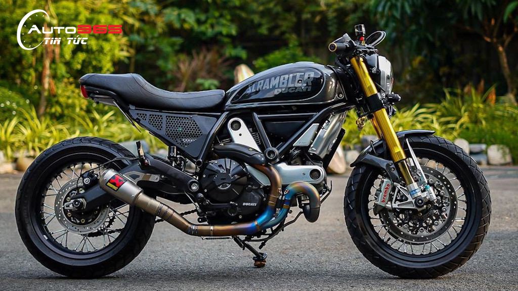 Ducati Scrambler Cafe Racer màu đen vàng mang phong cách cổ điển