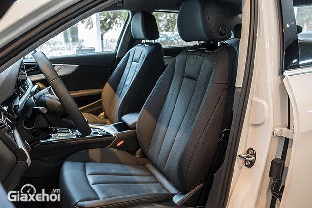 Ghế da cao cấp trong khoang hành khách Audi A4 2024