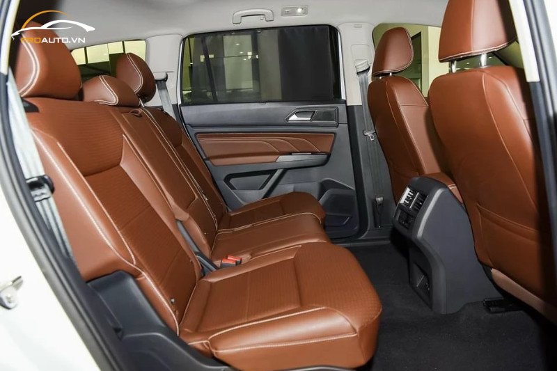 Ghế ngồi bọc da cao cấp trên Volkswagen Teramont 2024