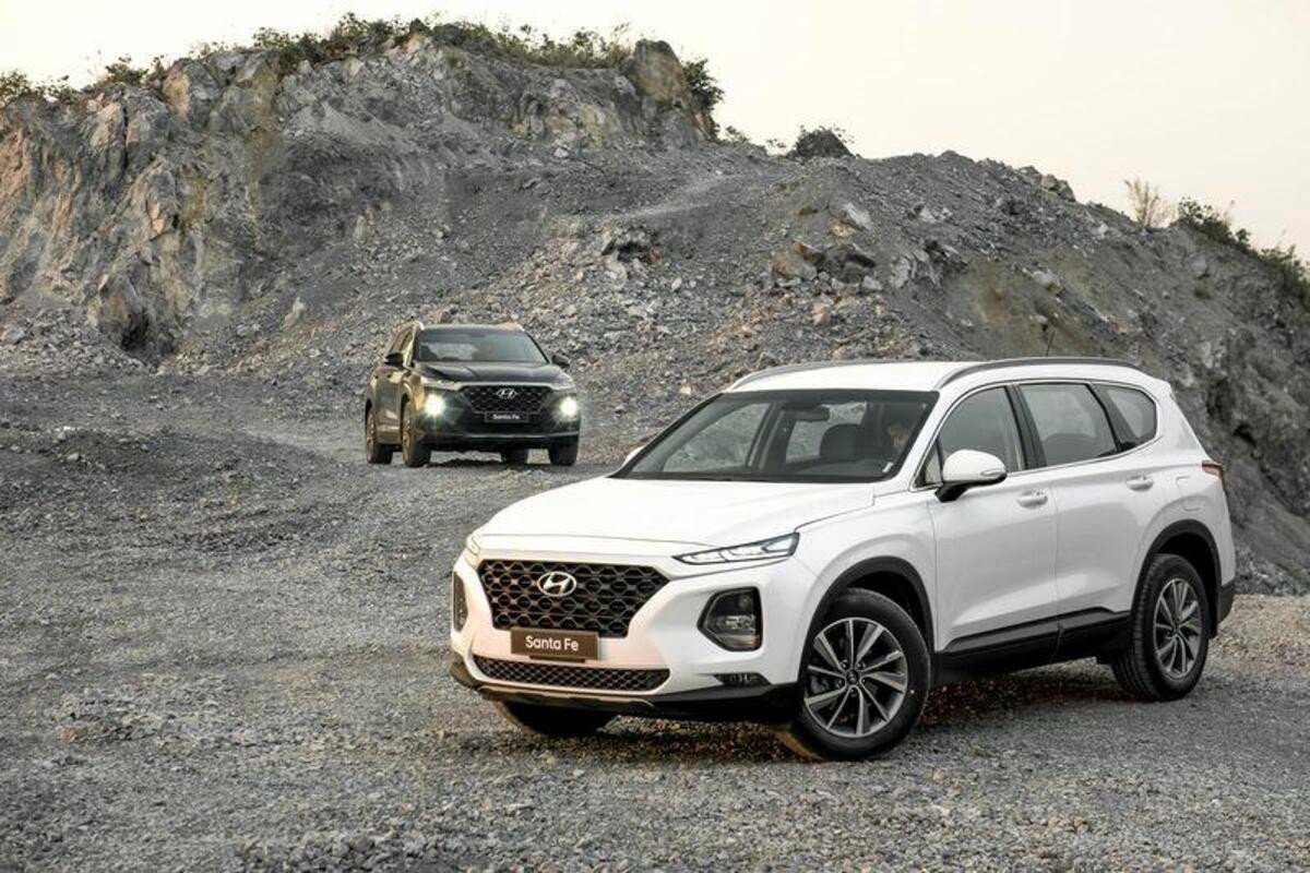 Góc nhìn ngoại thất Hyundai Santa Fe 2019 nổi bật với thiết kế hiện đại