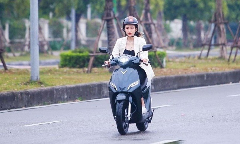 hình ảnh dòng xe máy điện VinFast Feliz với thiết kế thanh lịch, hiện đại