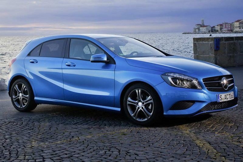 Hình ảnh dòng xe Mercedes-Benz A-Class thế hệ mới với thiết kế đô thị cá tính