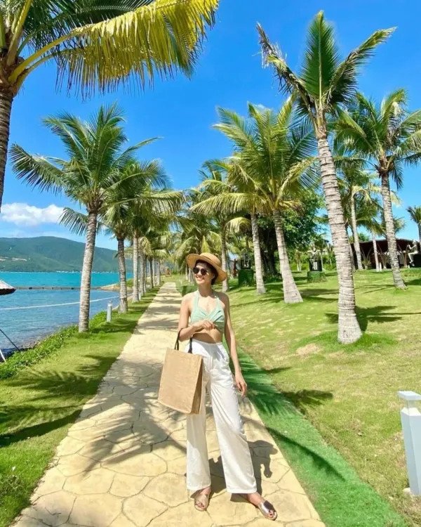 Hòn Tằm Nha Trang, điểm đến tuyệt vời cho người thích lặn biển và thuê xe tự lái