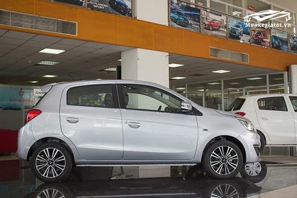 Hông xe Mitsubishi Mirage 2022 gọn gàng