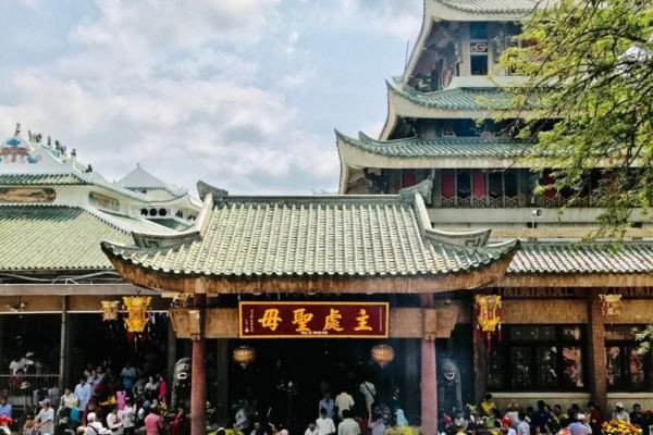 Khu du lịch Núi Sam An Giang, một trung tâm tâm linh lớn