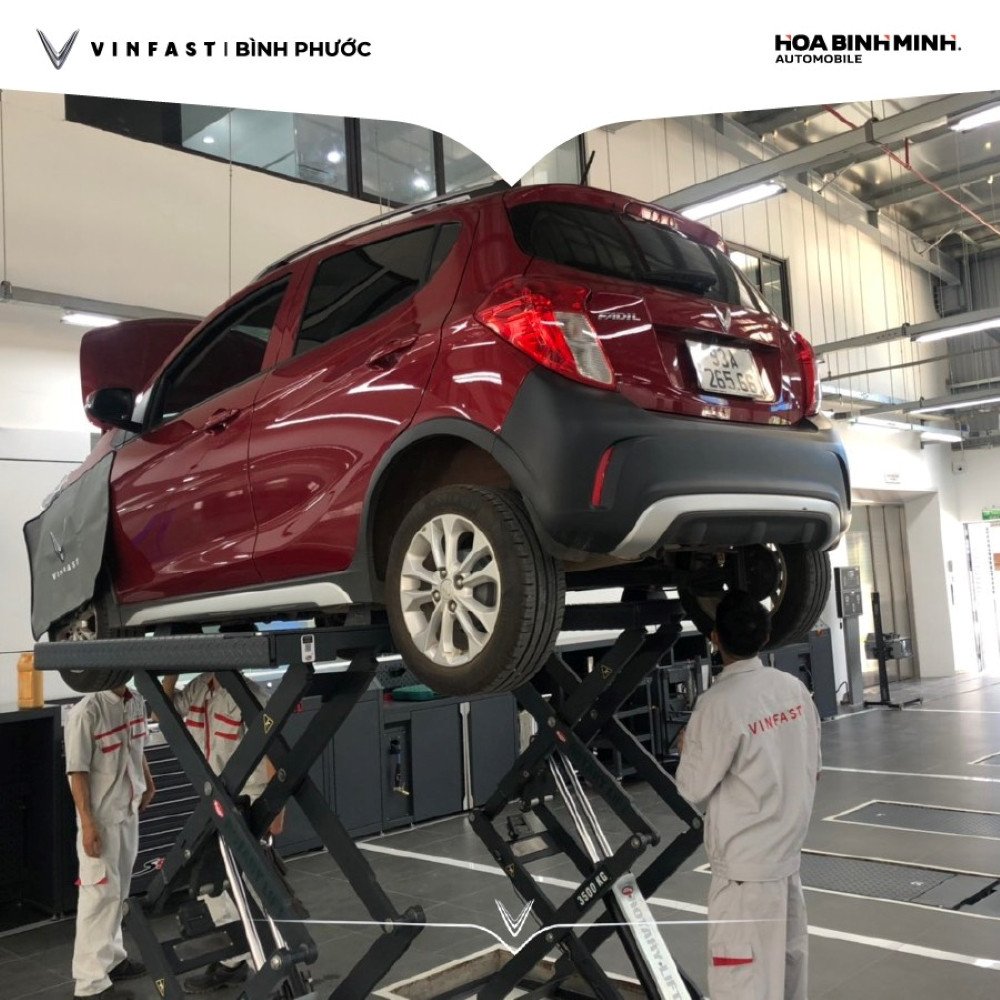 Khu vực sửa chữa tại Showroom VinFast Bình Phước