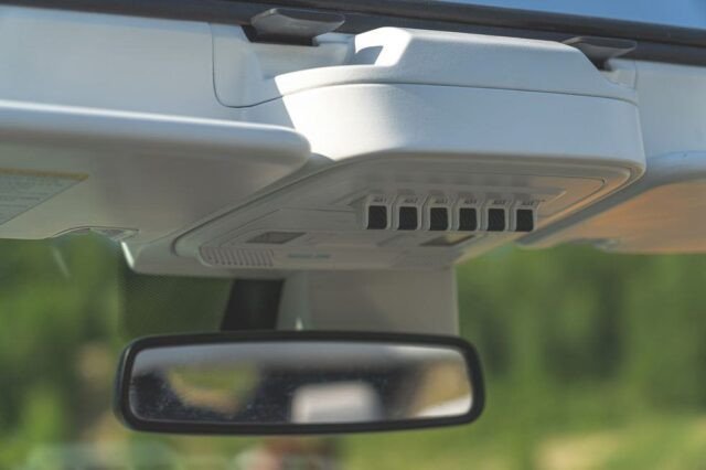 Màn hình giải trí Ford Bronco 2025 hiện đại tích hợp SYNC 3
