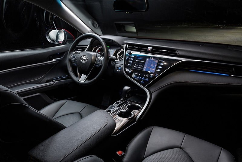 Màn hình hiển thị thông tin và hệ thống giải trí trên Toyota Camry 2019