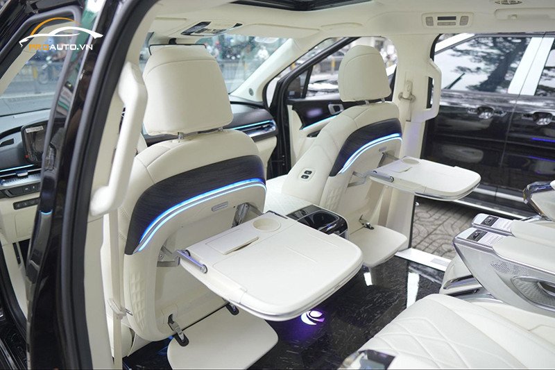 Những lưu ý cần thiết khi độ bàn làm việc cho xe Kia Carnival
