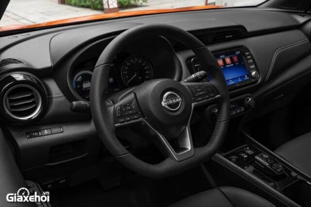 Nội thất Nissan Kicks 2023 với màn hình trung tâm