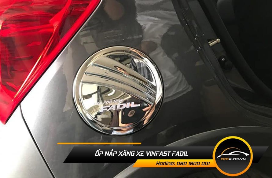 Ốp nắp bình xăng xe Vinfast Fadil chống trầy và tạo điểm nhấn