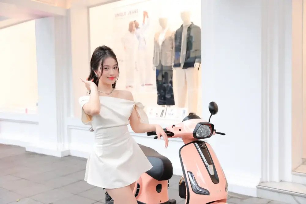 OSAKAR Nispa Lumia thiết kế tinh tế công suất mạnh mẽ lái an toàn