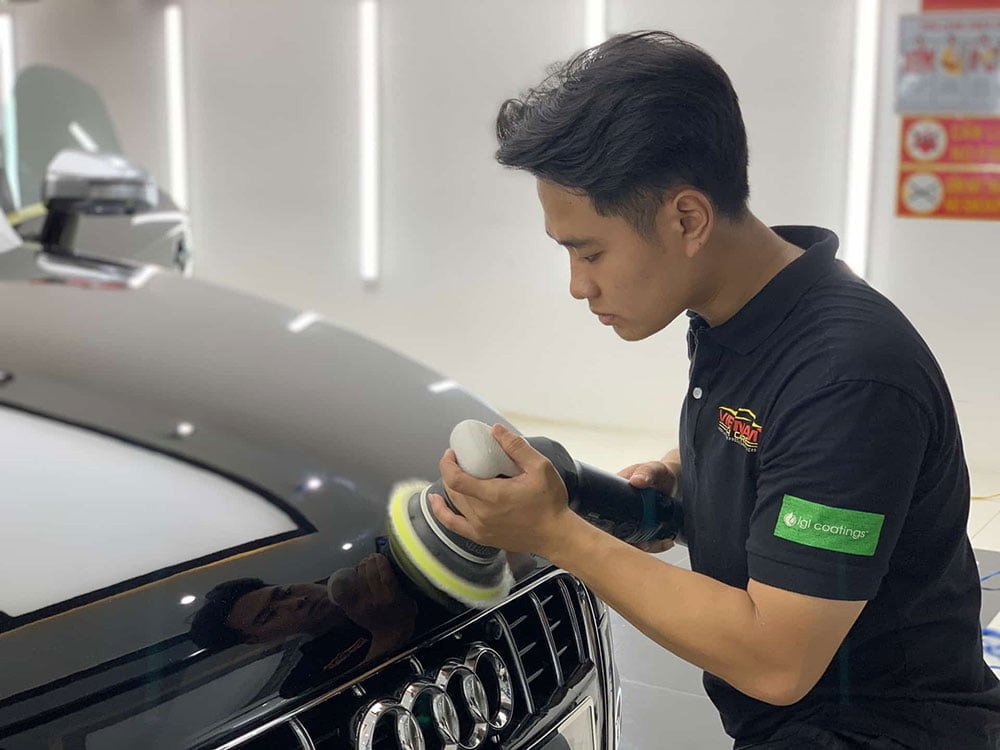 Quy trình hiệu chỉnh và đánh bóng sơn xe ô tô trước khi dán phim PPF