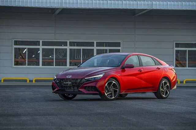So sánh Hyundai Elantra N và N Line