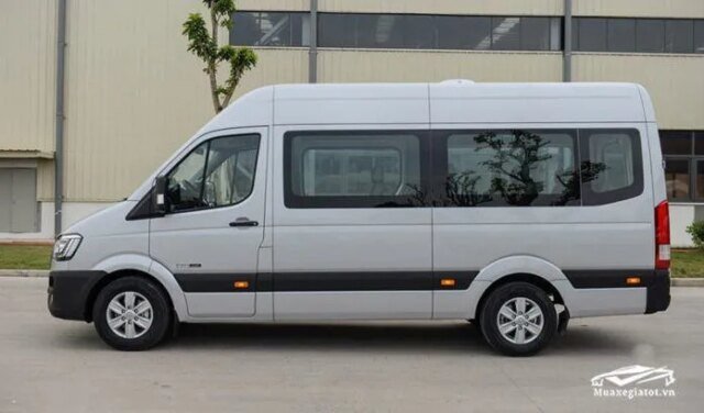 Thân xe Hyundai Solati 2020 với đường nét hầm hố