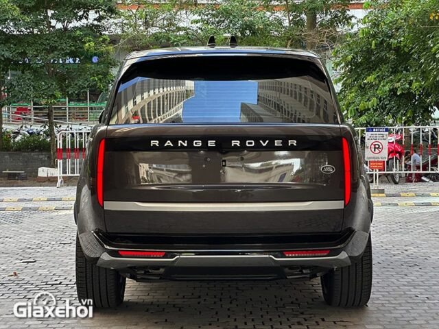 Thân xe Range Rover Autobiography LWB 2025 với mâm hợp kim 21 inch