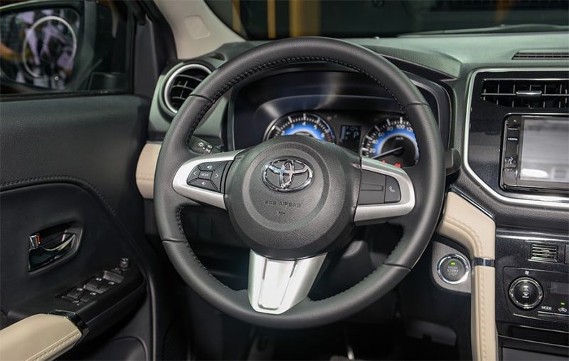 Tiện nghi xe Toyota Rush 2018