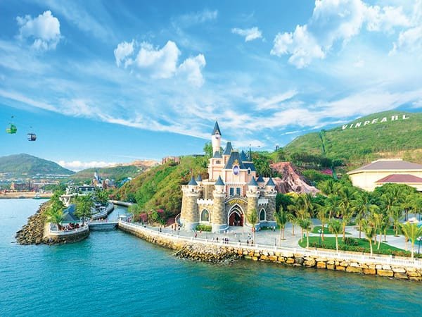 Vinpearl Land, điểm vui chơi giải trí hàng đầu cho chuyến đi thuê xe tự lái