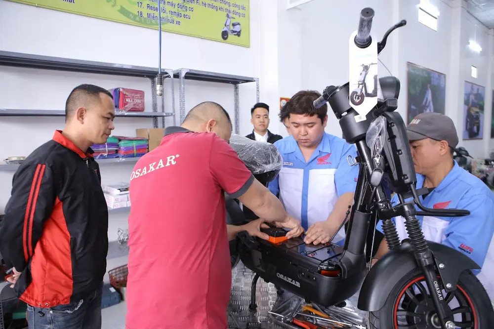 Xe điện OSAKAR mang đến trải nghiệm lái mượt mà