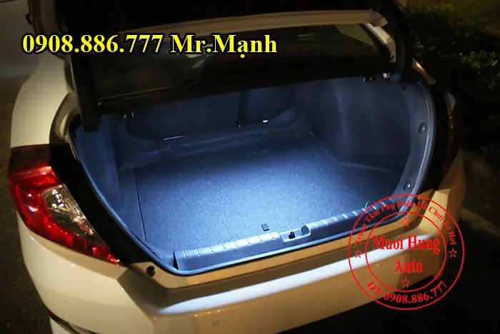 Đèn Cốp Xe Ô Tô: Cẩm Nang Toàn Tập Về Cấu Tạo, Chức Năng & Cách Thay Thế