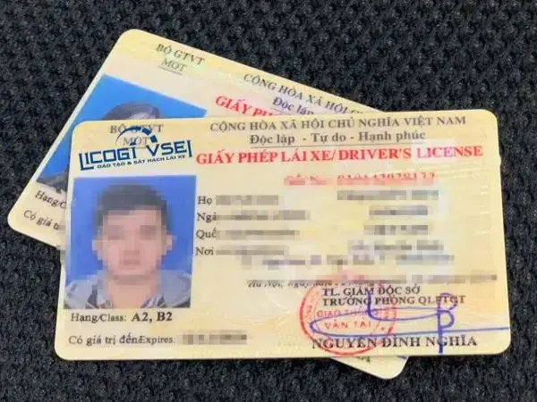 Làm Bằng Lái Xe B2 Giá Bao Nhiêu? So Sánh Chi Phí Thật Và Giả