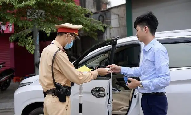 Chú Ý Lịch Làm Việc Của Các Trung Tâm Đăng Kiểm Để Tránh Bị Quá Hạn Chú Ý Lịch Làm Việc Của Các Trung Tâm Đăng Kiểm Để Tránh Bị Quá Hạn