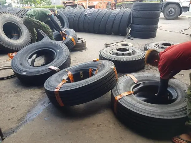 Tại Sao Lốp Xe Cũ Lại Là Một “mỏ Vàng” Bị Lãng Quên? Tại Sao Lốp Xe Cũ Lại Là Một “mỏ Vàng” Bị Lãng Quên?