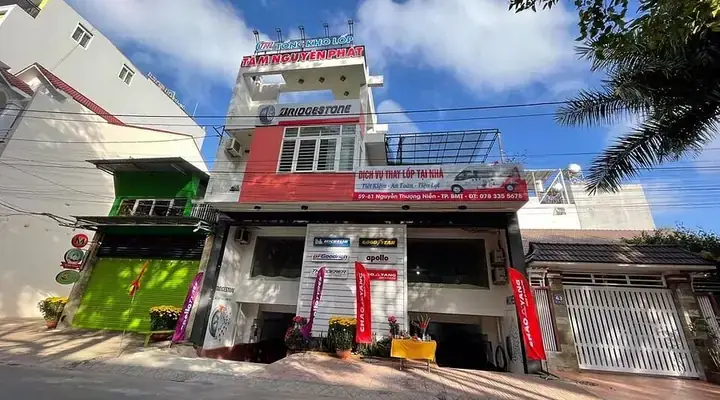 Cửa Hàng Lốp Xe Minh Khang: Uy Tín & Giá Cả Phải Chăng Cửa Hàng Lốp Xe Minh Khang: Uy Tín & Giá Cả Phải Chăng