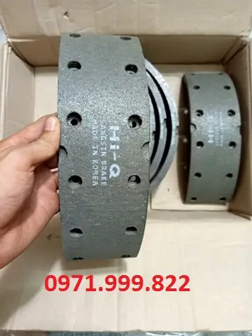 Má Phanh Xe Ô Tô 29 Chỗ: Hướng Dẫn Nhận Biết, Thay Thế Và Bảo Dưỡng