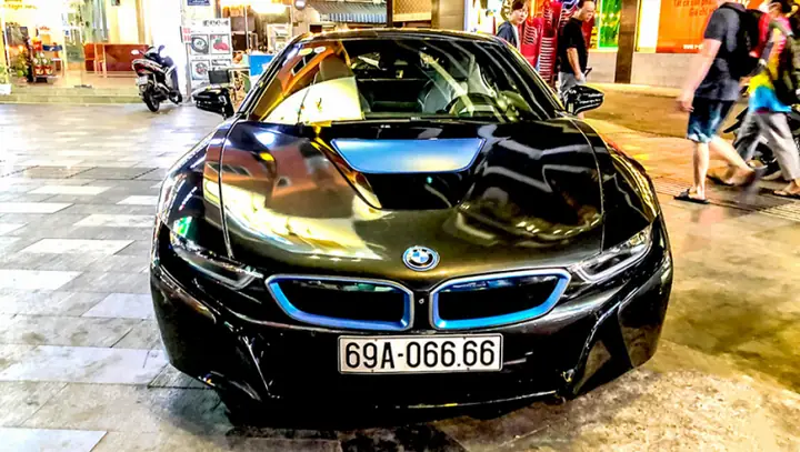 Mẫu Gara Xe Ô Tô Đẹp: Thiết Kế Hiện Đại & Tiện Ích Tối Ưu
