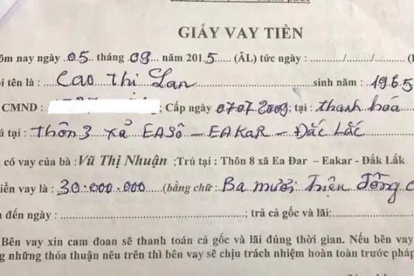Giấy Cầm Xe Ô Tô Viết Tay Có Nghĩa Là Gì?