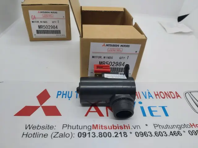Hướng Dẫn Cách Thay Thế Mô Tơ Bơm Nước Rửa Kính: Hướng Dẫn Cách Thay Thế Mô Tơ Bơm Nước Rửa Kính: