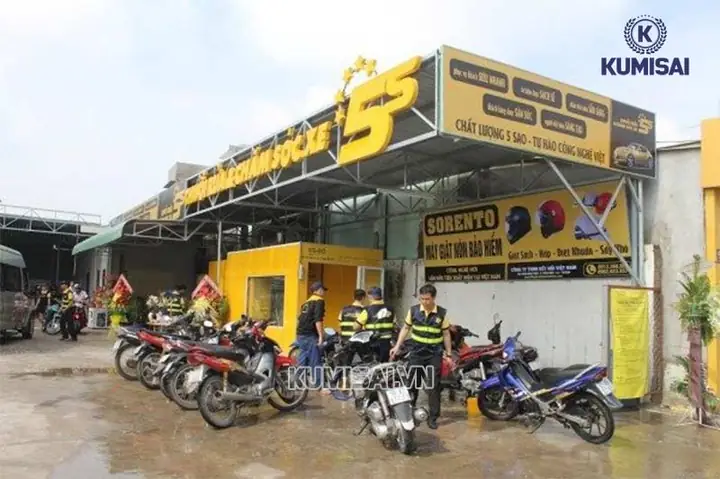 Thu Nhập Nghề Rửa Xe Có Cao Không?