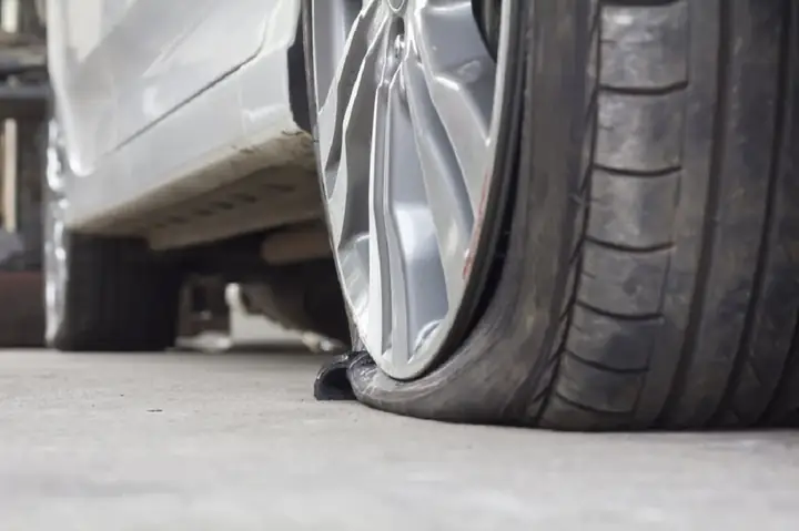 Vấn Đề Về Lốp Xe
