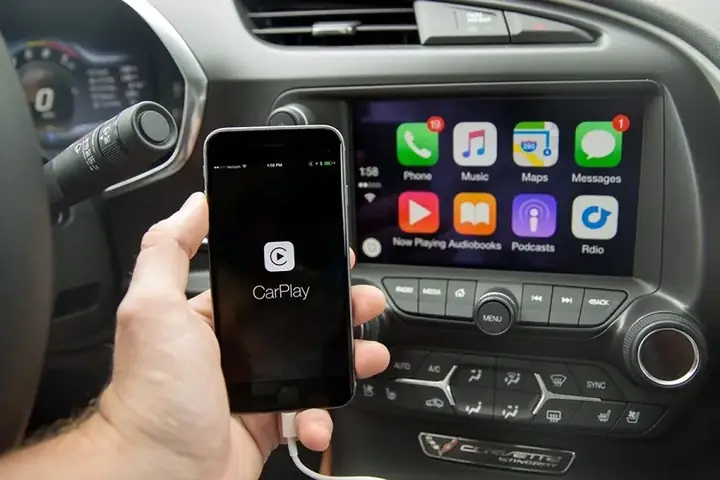 Kết Nối Điện Thoại Với Màn Hình Android Ô Tô Bằng Thiết Bị Apple Carplay