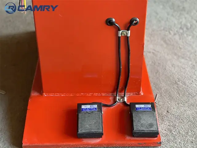 Đặc Điểm Cấu Tạo Máy Tán Má Phanh