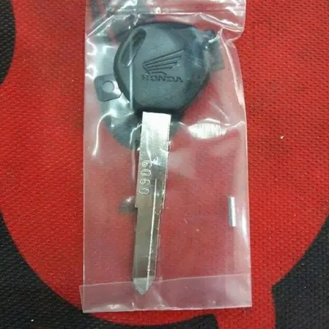 Phôi Chìa Khóa Xe Ô Tô Honda: Kiến Thức Toàn Diện Cho Chủ Xe Phôi Chìa Khóa Xe Ô Tô Honda: Kiến Thức Toàn Diện Cho Chủ Xe