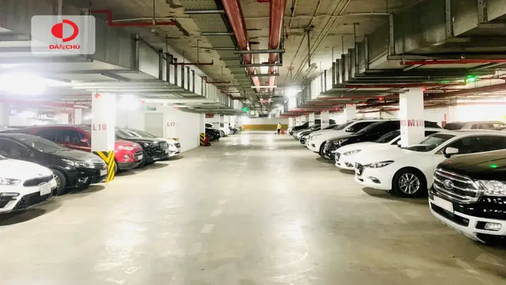 Ghi Lại Va Chạm Nhờ Camera Hành Trình