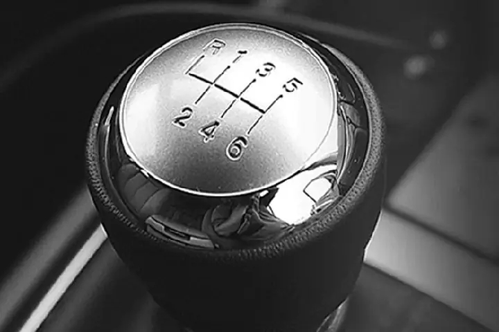 Cấu Tạo Lốp Xe Ô Tô: Kiến Thức Cơ Bản Mọi Tài Xế Cần Biết