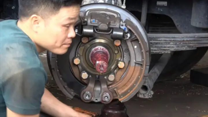 Sơn Mâm Xe Chuyên Dụng (liquid Paint For Wheels) Sơn Mâm Xe Chuyên Dụng (liquid Paint For Wheels)